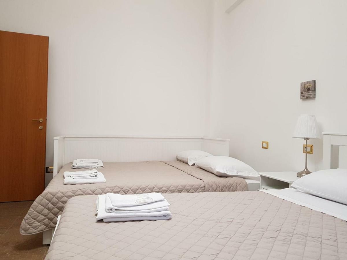 Interno Dieci 罗马 外观 照片